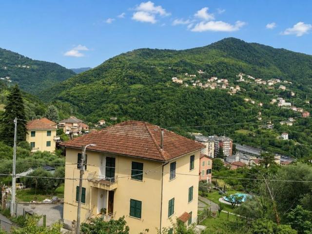 Appartamento in vendita a Media Val Bisagno, Serra Riccò