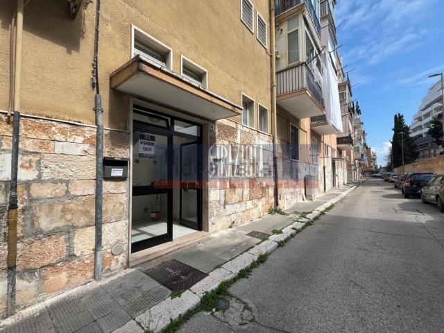 Appartamento in vendita a Municipio 2, Puglia
