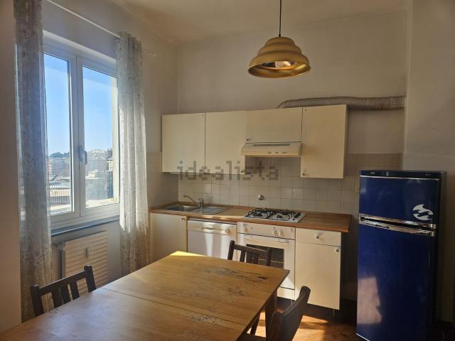 Appartamento in vendita a Medio Levante, Serra Riccò