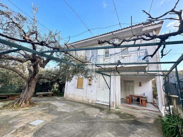 Appartamento in vendita a Piano Madonna, Altavilla Milicia