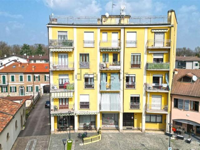Appartamento in vendita a San Giorgio al Lambro, Biassono