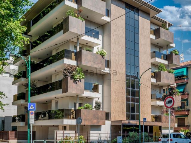 Attico in vendita a Mestre-Carpenedo, Venezia