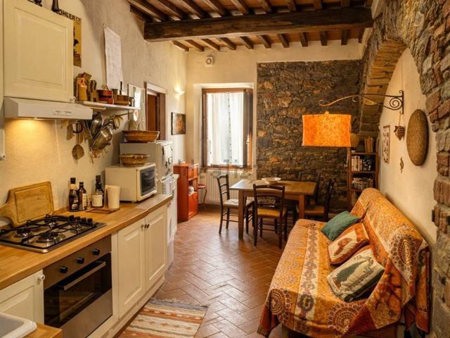 Appartamento in vendita a Castagneto Carducci, Livorno