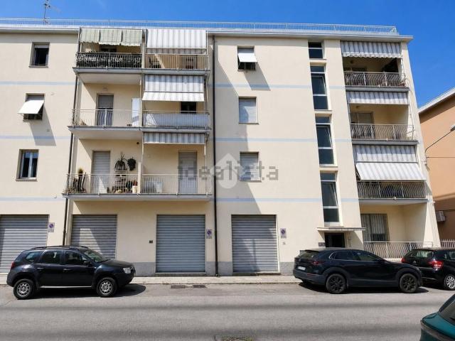 Appartamento in vendita a Campi Alti, Follonica