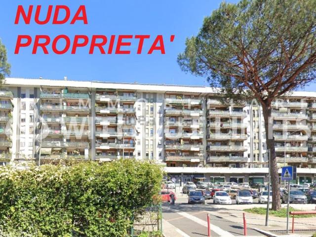 Appartamento in vendita a Municipio Roma VII, Roma Capitale
