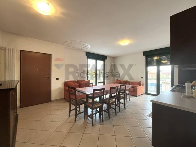 Appartamento in vendita a Gerenzano, Varese