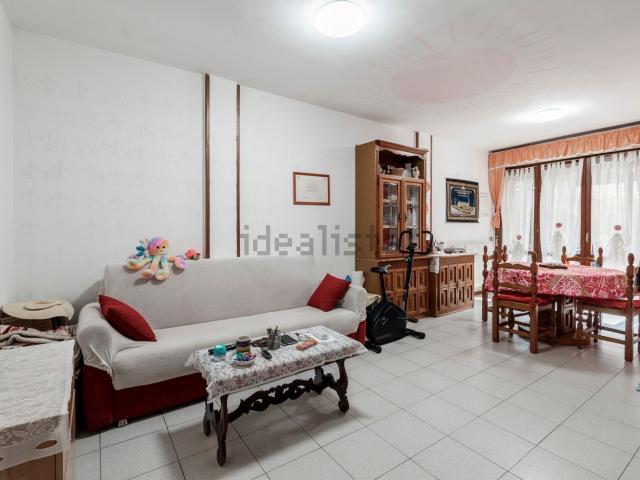 Appartamento in vendita a Vicina, Desenzano Del Garda