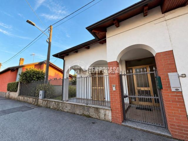 Appartamento in vendita a Tronzano Vercellese, Vercelli