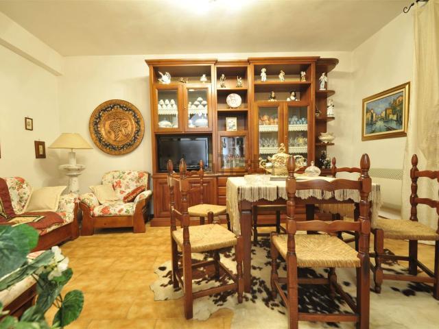 Appartamento in vendita a Suvereto, Toscana
