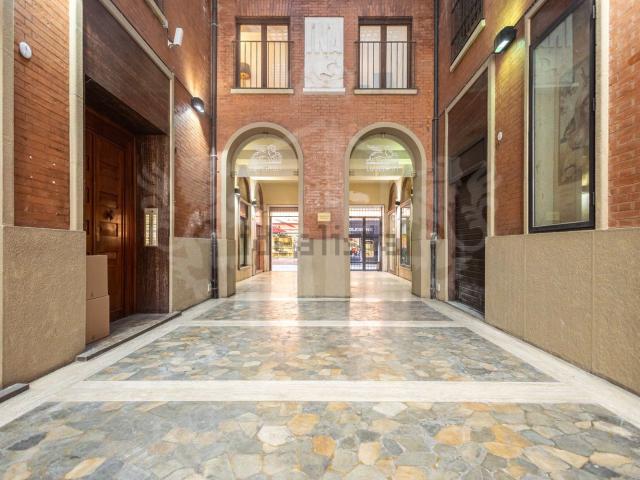 Appartamento in vendita a Porto-Saragozza, Bologna
