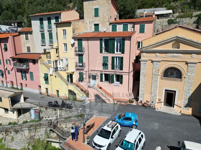 Appartamento in vendita a Ventimiglia, Liguria