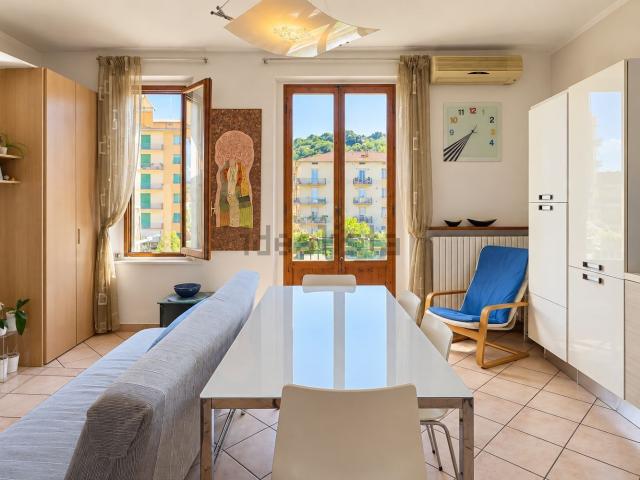 Appartamento in vendita a Centro, Poggibonsi