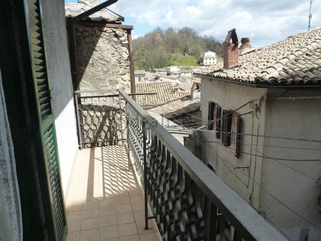 Appartamento in vendita a Carsoli, L'aquila