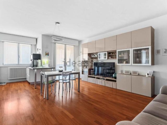 Appartamento in vendita a Quartiere TR1, Trezzano Sul Naviglio