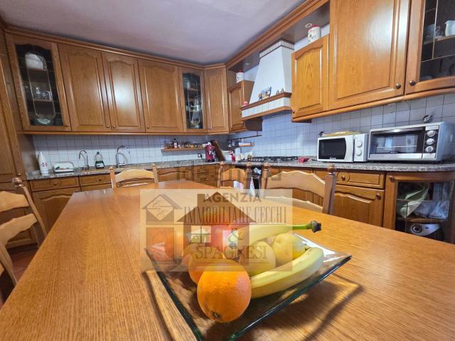 Appartamento in vendita a Signa, Toscana