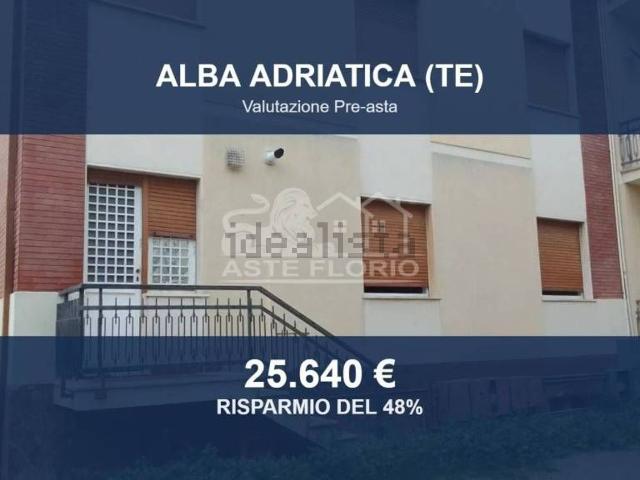 Appartamento in vendita a Alba Adriatica, Teramo