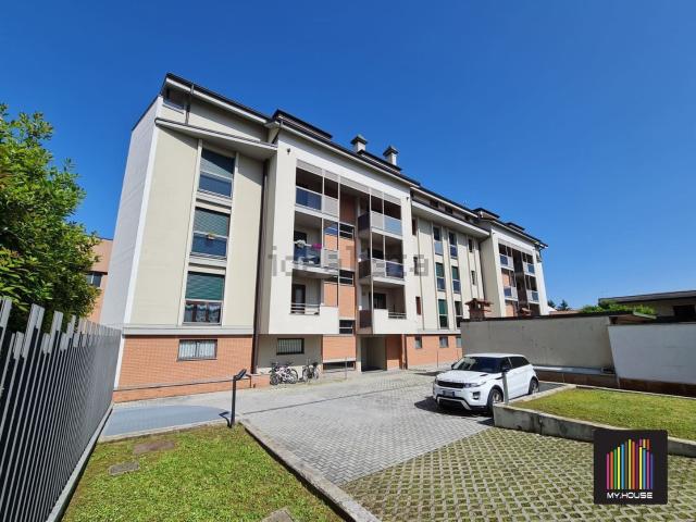 Appartamento in vendita a Gallarate, Lombardia