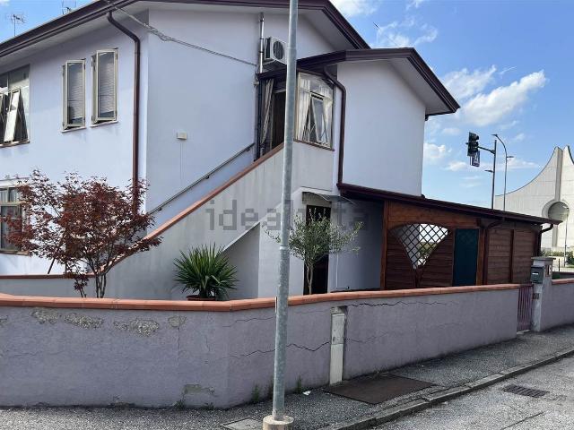 Appartamento in vendita a Adria, Veneto