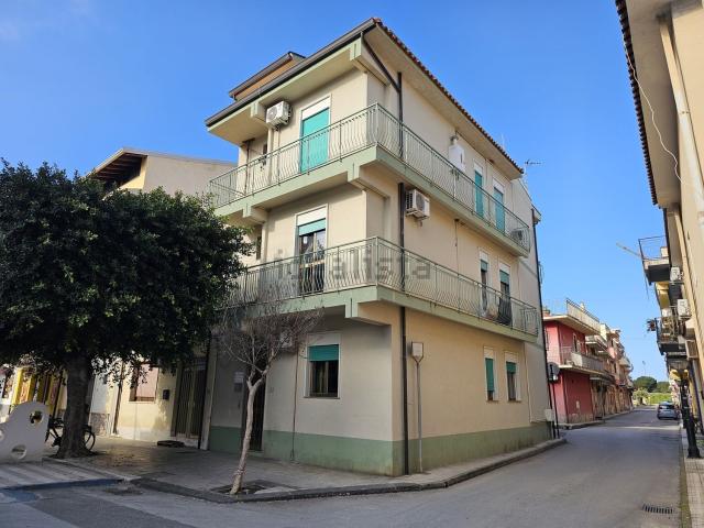 Appartamento in vendita a Oliveri, Messina