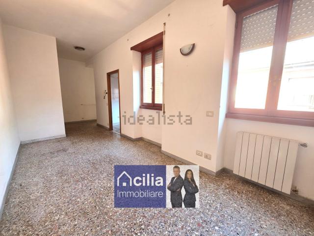 Appartamento in vendita a Municipio Roma X, Roma Capitale