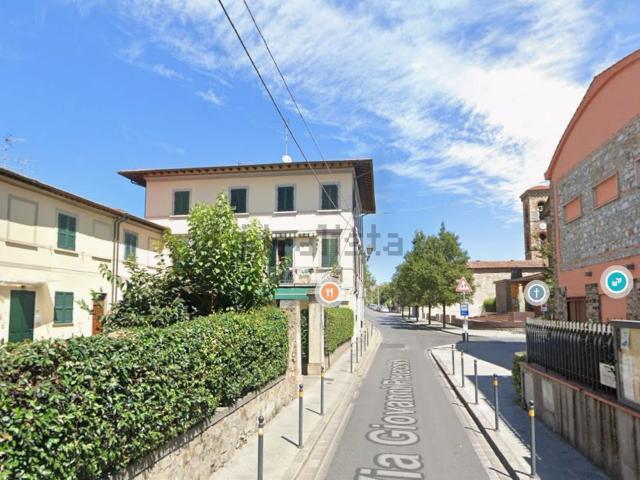 Appartamento in vendita a Prato, Toscana