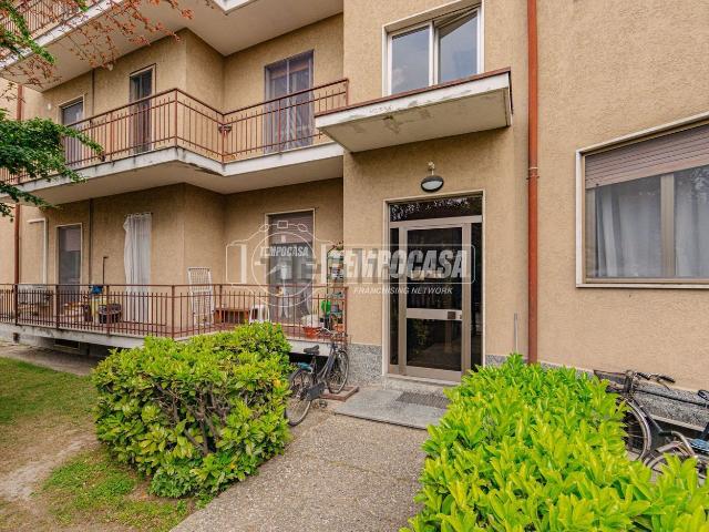 Appartamento in vendita a Gambolò, Lombardia