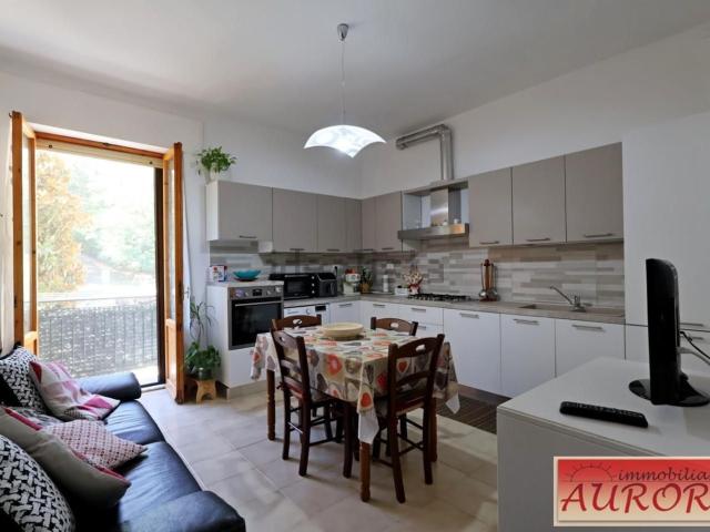 Appartamento in vendita a Centro, Poggibonsi