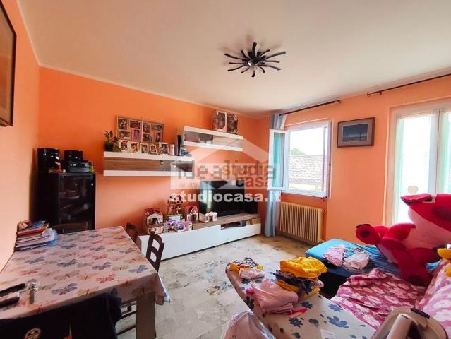 Appartamento in vendita a Castelleone, Lombardia