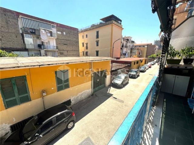 Appartamento in vendita a Arzano, Campania