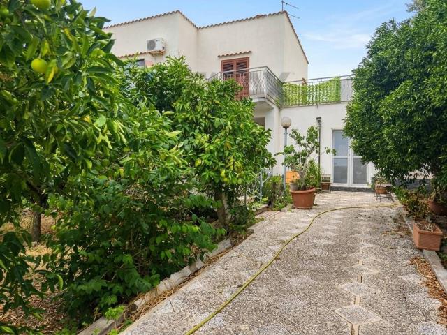 Appartamento in vendita a Sant'Andrea, Valderice