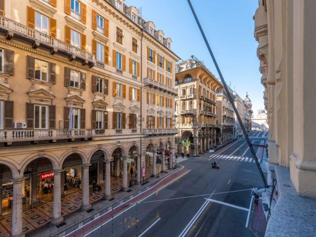 Appartamento in vendita a Centro Est, Serra Riccò
