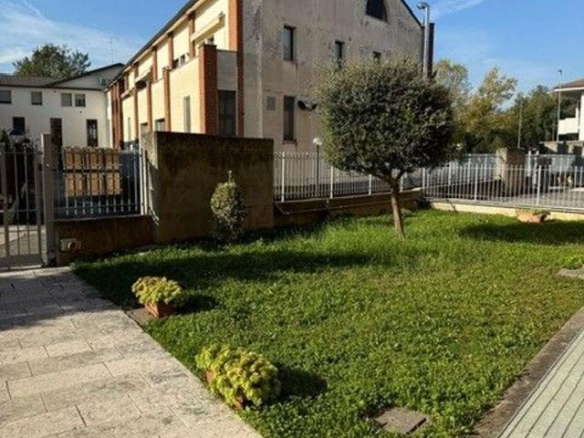Appartamento in vendita a Nord-Ovest, Brenzone