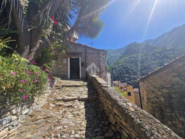 Appartamento in vendita a Badalucco, Liguria