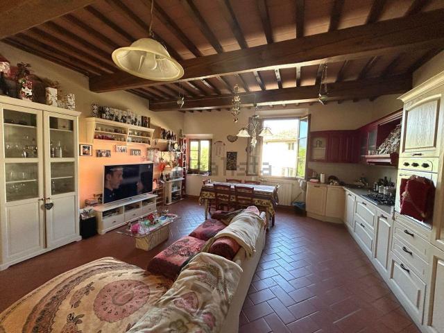 Appartamento in vendita a Reggello, Firenze