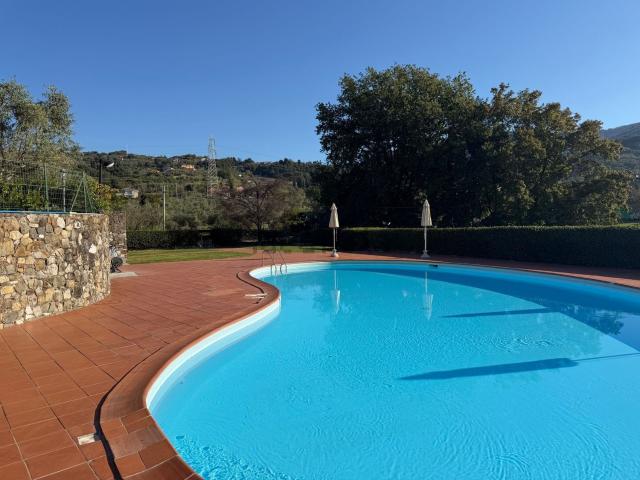 Appartamento in vendita a Caniparola, Fosdinovo