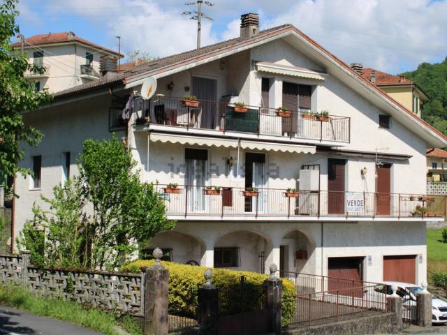 Appartamento in vendita a Lumarzo