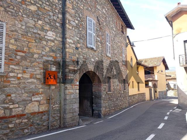 Appartamento in vendita a Parzano, Orsenigo