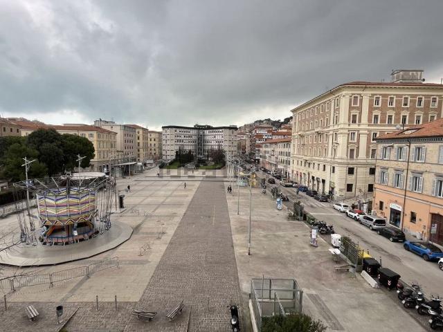 Appartamento in vendita a Capodimonte, Marche