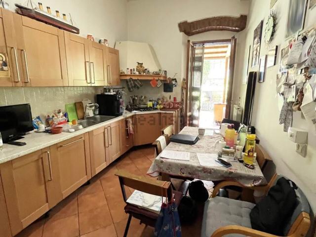 Appartamento in vendita a Quartiere 4, Firenze