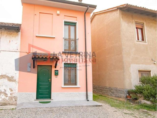 Appartamento in vendita a Vellezzo Bellini, Lombardia