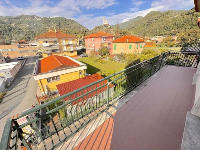 Appartamento in vendita a Rivarola, Carasco