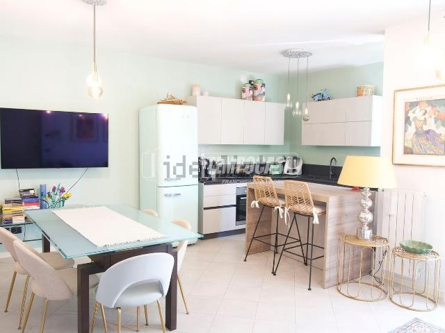 Appartamento in vendita a Villaggio Famiglia, Rovato