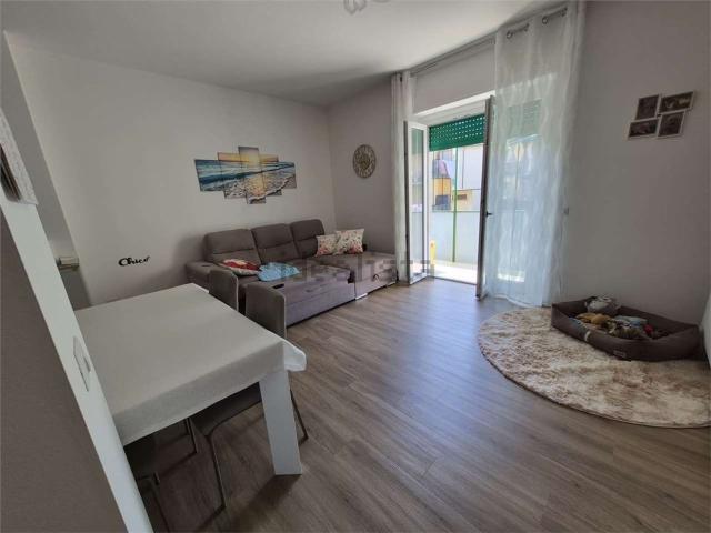 Appartamento in vendita a Acquate, Lecco
