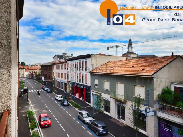 Appartamento in vendita a Cesano Maderno, Lombardia