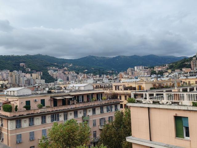 Attico in vendita a Marassi, Serra Riccò