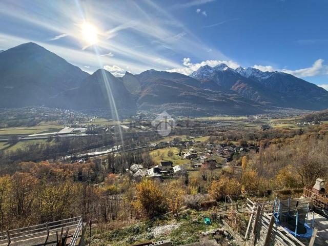 Appartamento in vendita a Nus, Aosta