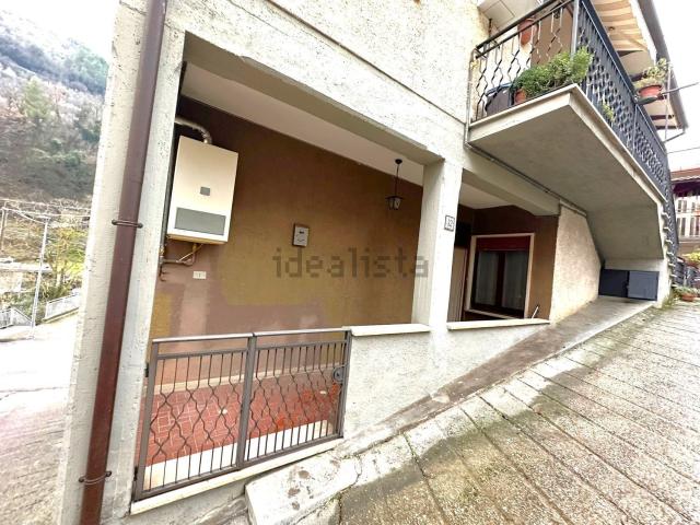Appartamento in vendita a Arrone, Umbria