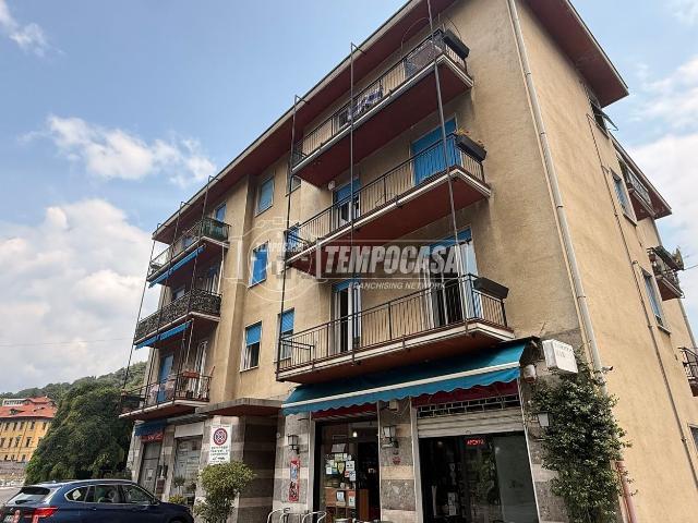 Appartamento in vendita a Como, Lombardia