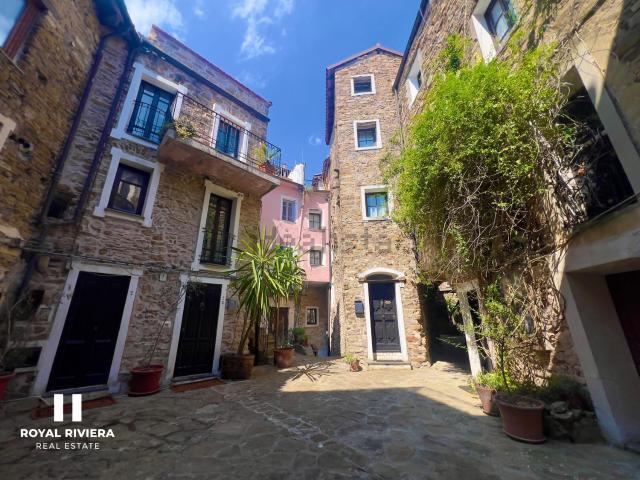 Appartamento in vendita a Perinaldo, Liguria