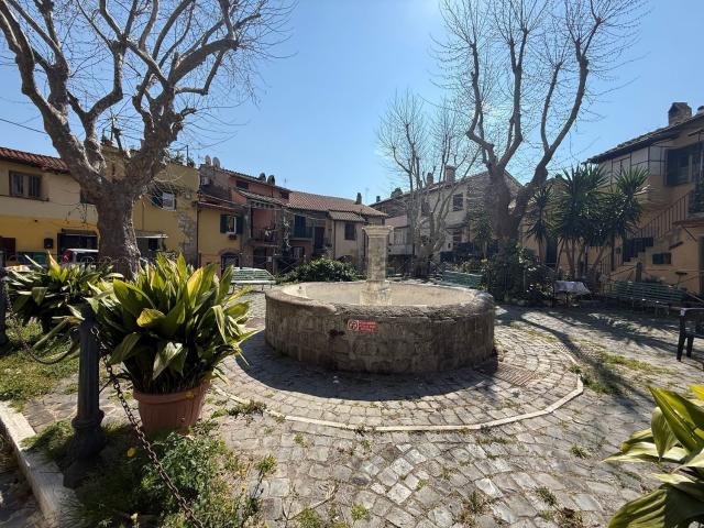 Appartamento in vendita a Roma Capitale, Lazio